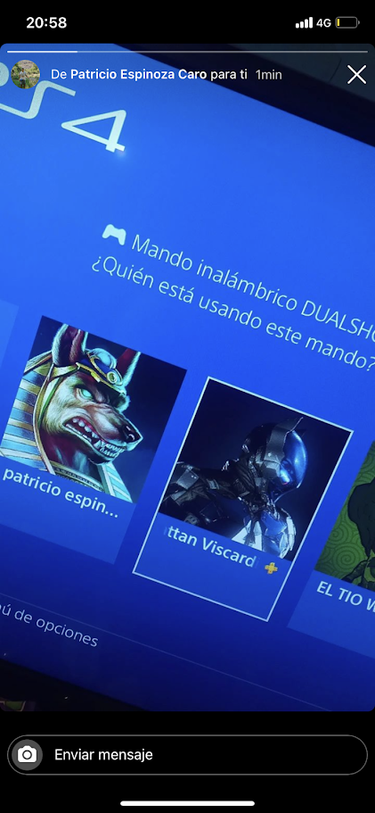 Foto enviada por un cliente de Mister Digital: selección de usuario en PlayStation 4